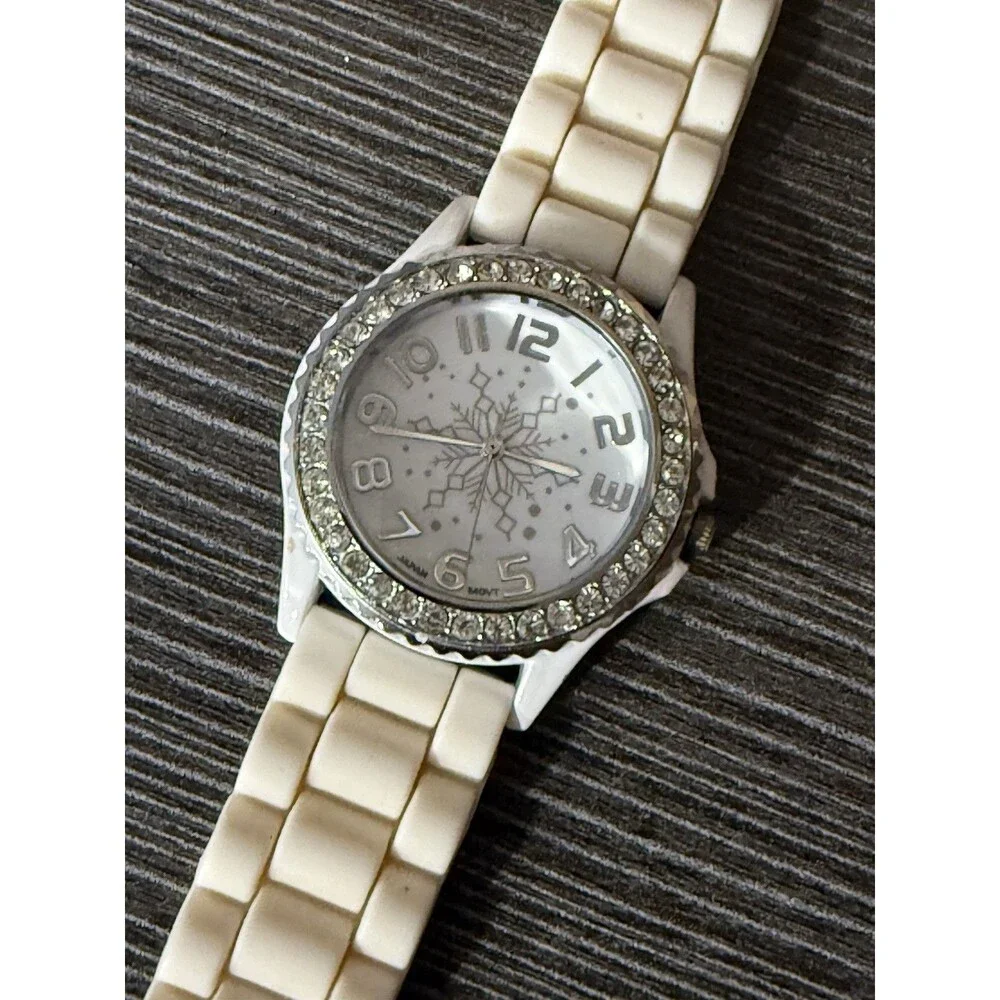 Geneva platinum snowflake